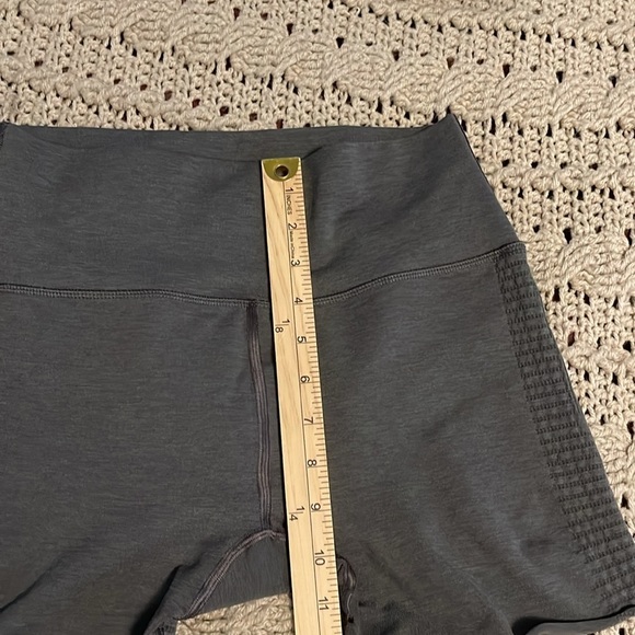 ALPHALETE amplify scrunch shorts Women’s Sz XL Gray Athletics Choice performance - Picture 7 of 16